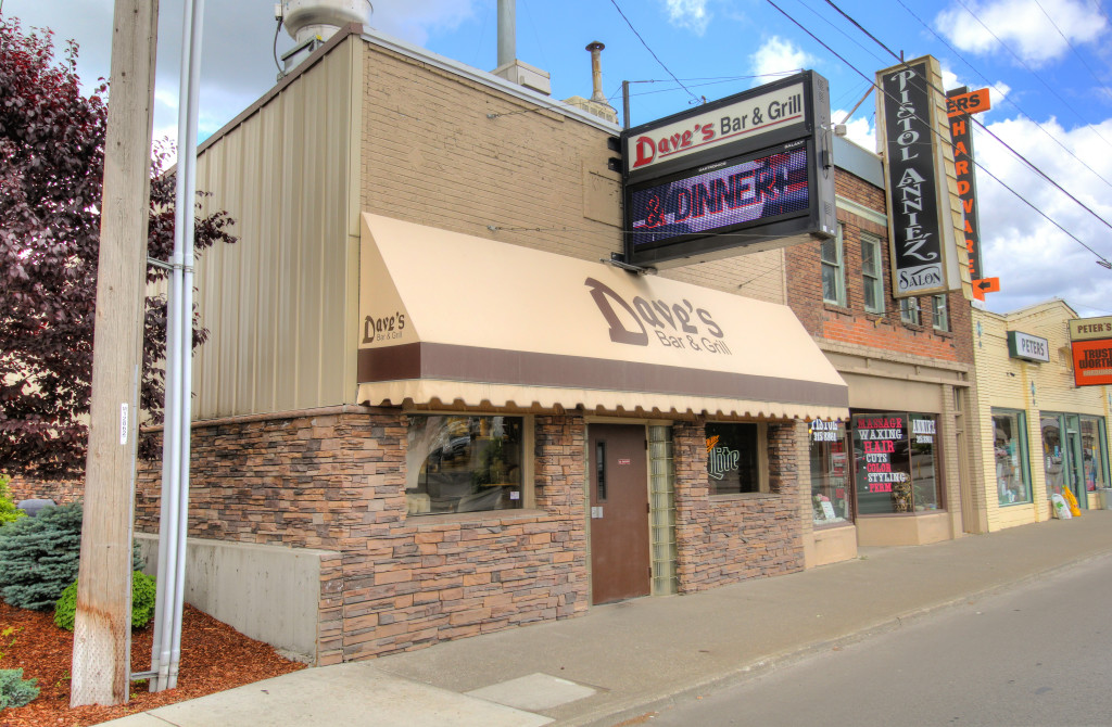 Daves-Bar-and-Grill-17-1024x670